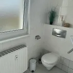 Angebot - Monteurswohnung - Zentral - 2 Betten - Waschmaschine - Wifi - Tv - Küche Apartment Zwickau