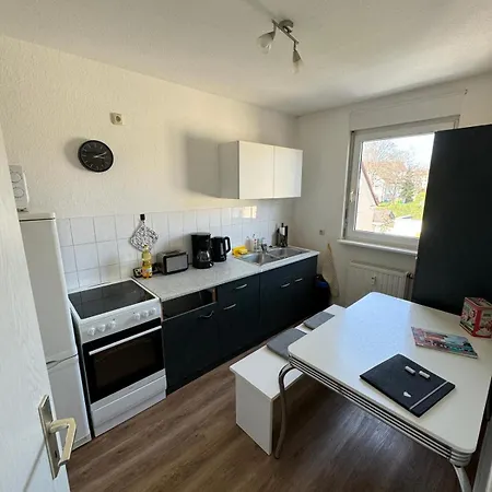 Angebot - Monteurswohnung - Zentral - 2 Betten - Waschmaschine - Wifi - Tv - Kueche Zwickau